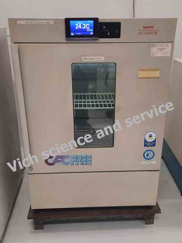 ผลงานซ่อมเปลี่ยนบอร์ด Control เป็นจอ Touchscreen ตู้บ่มเลี้ยงเชื้อ Incubator ยี่ห้อ Sanyo