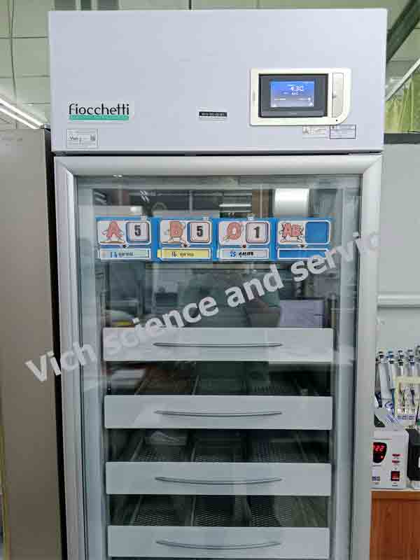 ผลงานซ่อมเปลี่ยนบอร์ด Control เป็นจอ Touchscreenตู้แช่เลือดในโรงพยาบาล Blood Bank Refrigerator Fiocchetti โดยวิศวกร Vich Science