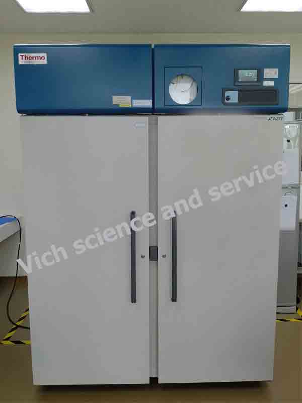 ผลงานซ่อมเปลี่ยน Compressor ตู้แช่เวชภัณฑ์ Thermo Scientific โดยวิศวกร Vich Science