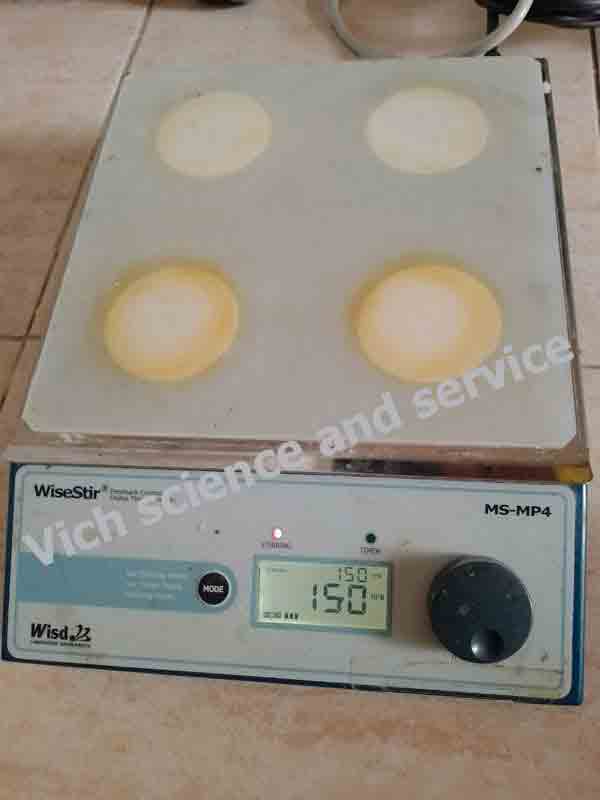 ผลงานซ่อมเปลี่ยนมอเตอร์ และสายพาน เครื่องกวนผสมสารละลาย Magnetic Stirrer ยี่ห้อ Daihan